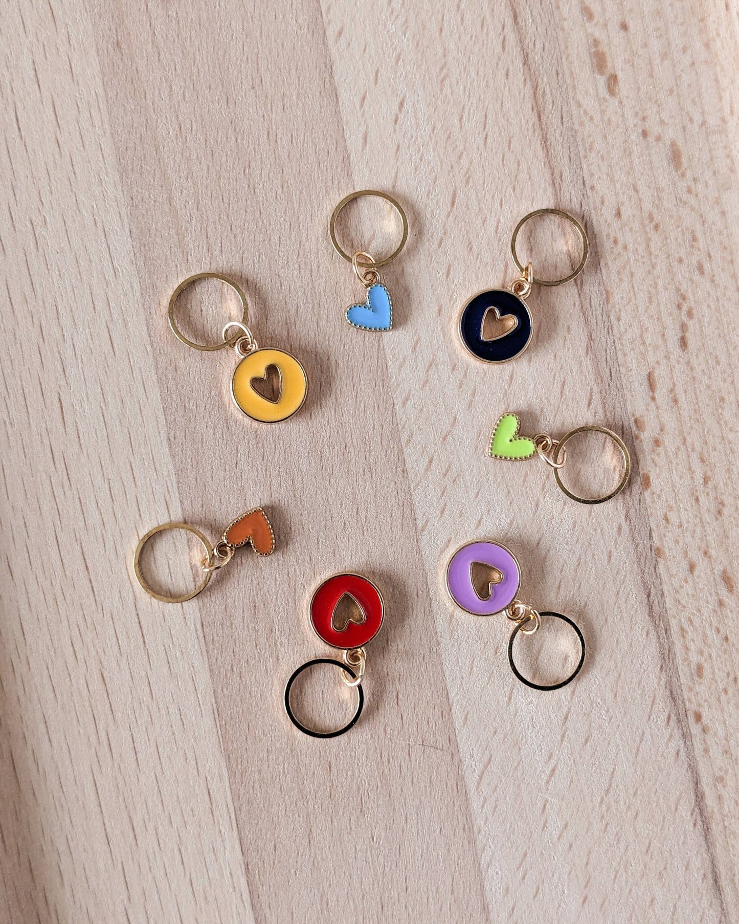 marqueur de maille coeur multicolore