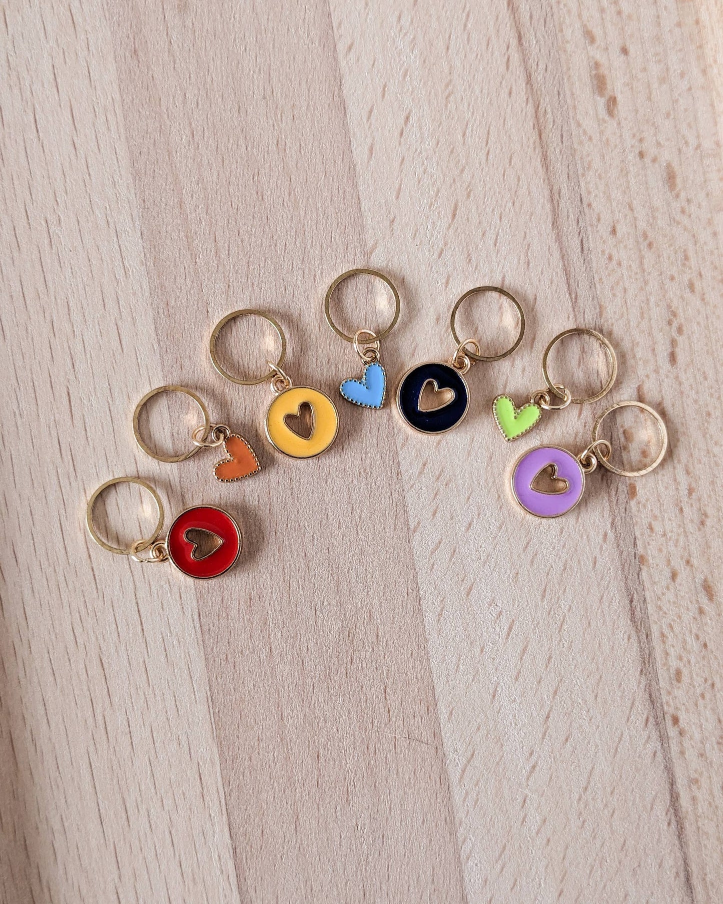 marqueur de maille coeur multicolore