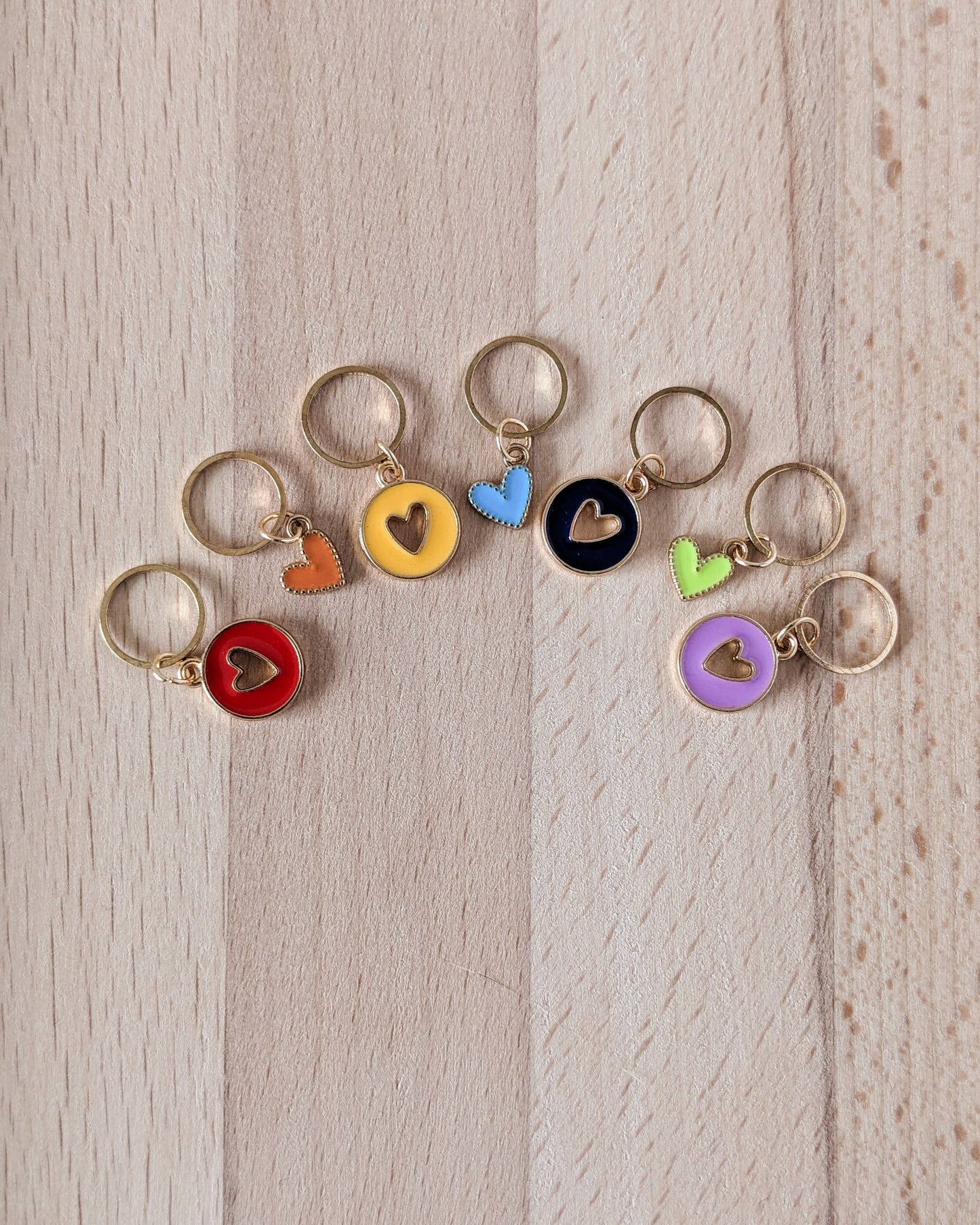 marqueur de maille coeur multicolore