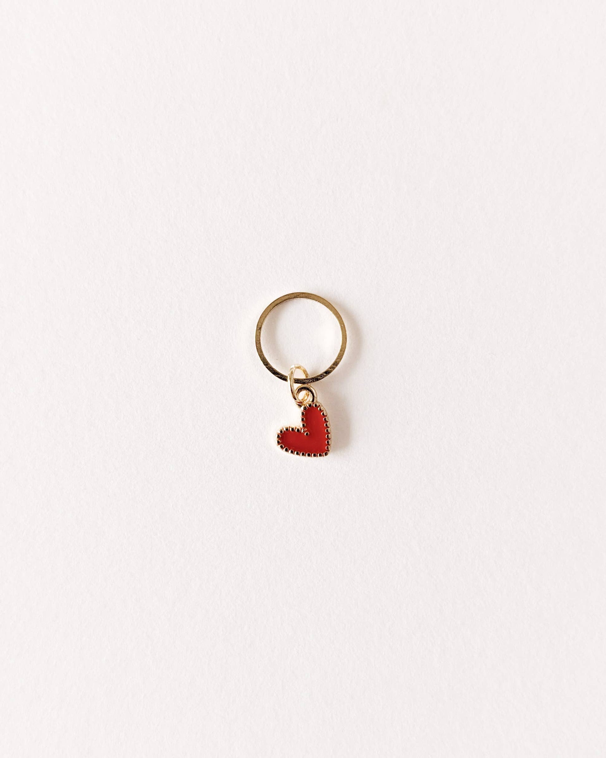 marqueur de maille coeur rouge
