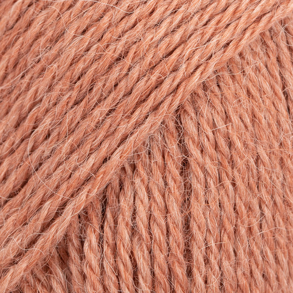drops alpaca blush